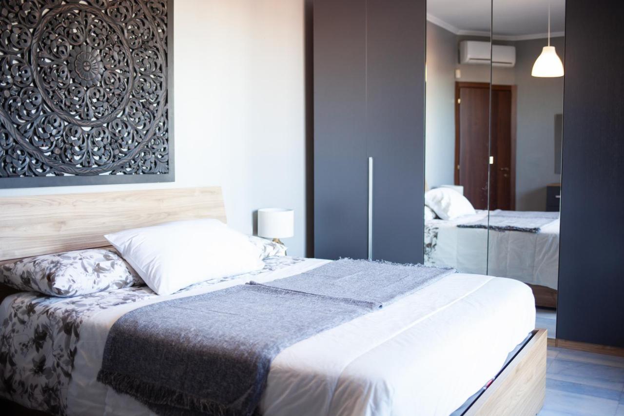 Stelvio Rooftop - Penthouse Skyline With Terrace And Jacuzzi Milan Exterior photo